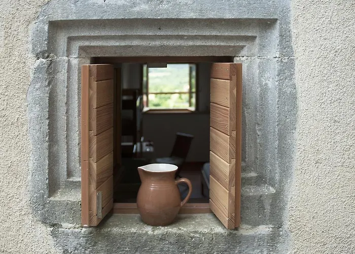 Stanjelski Razgledi Ar * Štanjel