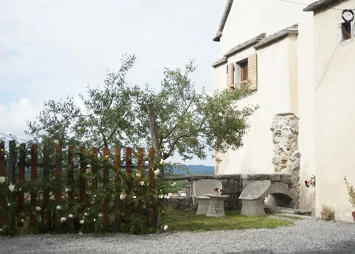 Stanjelski Razgledi Ar Apartman *