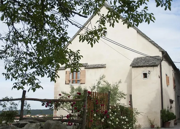 Stanjelski Razgledi Ar 公寓 Štanjel