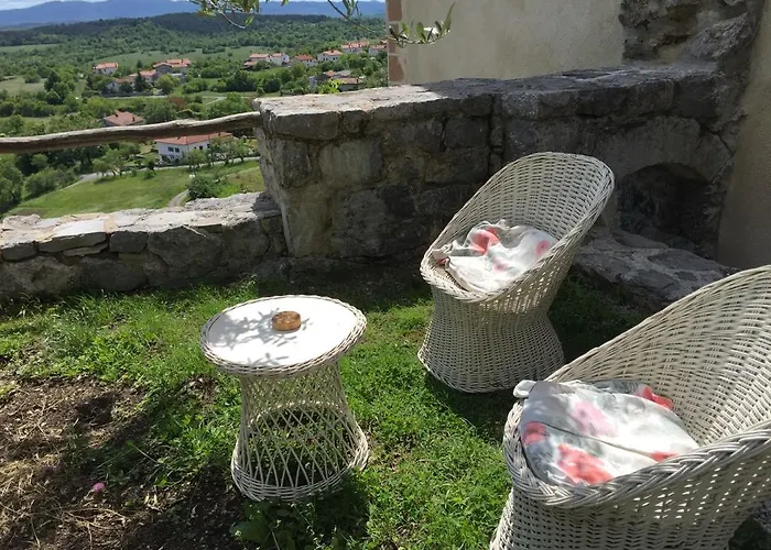 Stanjelski Razgledi Ar Apartman Štanjel