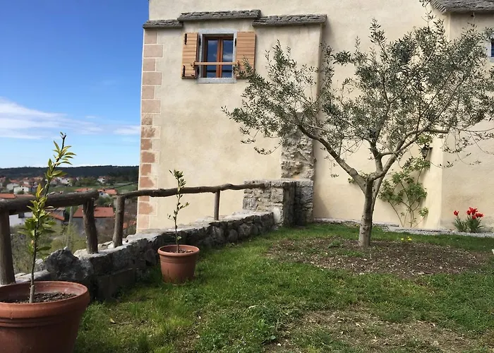 Stanjelski Razgledi Ar